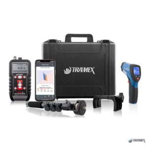 Kit para medición de humedad en concreto Tramex CCIK realizando inspección de losas de concreto