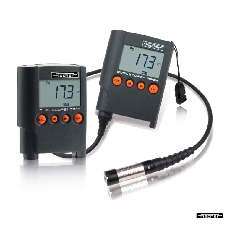 Medidor de Espesor de Recubrimientos DUALSCOPE® MP0R realizando medición sobre superficie metálica